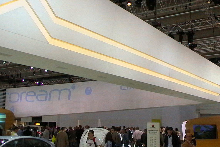 Messe- und Ladenbaulackierungen Messe- und Ladenbaulackierungen